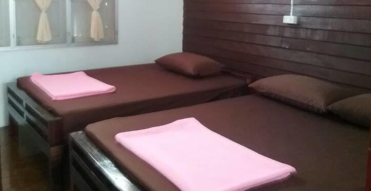 Sawang Guesthouse Ban Sawang Yai Esterno foto