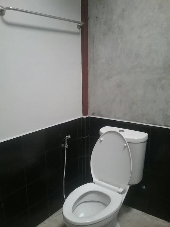 Sawang Guesthouse Ban Sawang Yai Esterno foto
