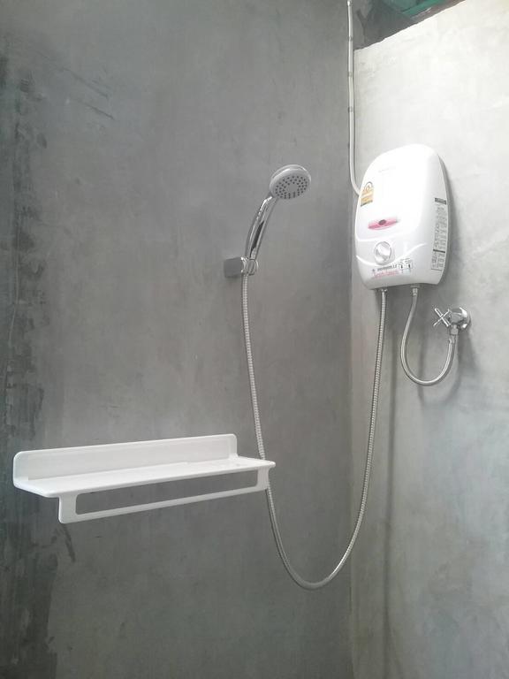 Sawang Guesthouse Ban Sawang Yai Esterno foto